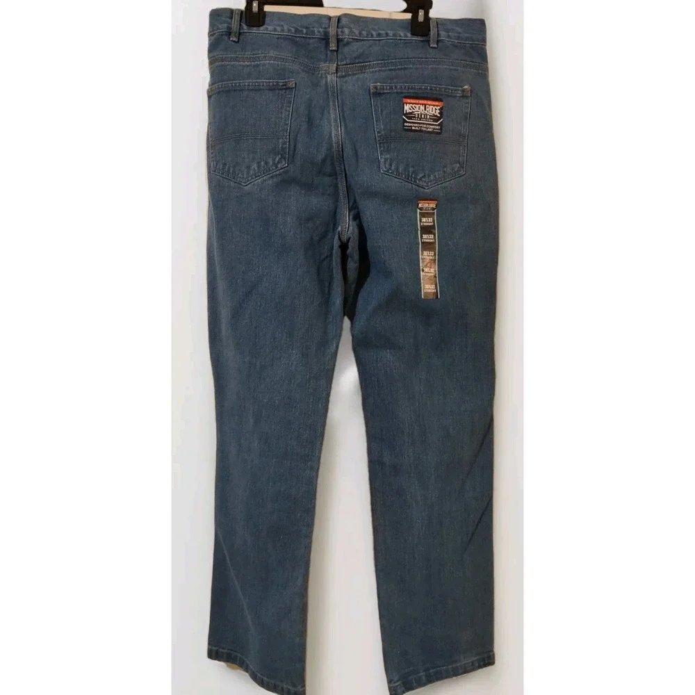 Mission Ridge Jeans Men's 38x32 Rugged Denim Workwear Blue Straight Leg 5 Pocket